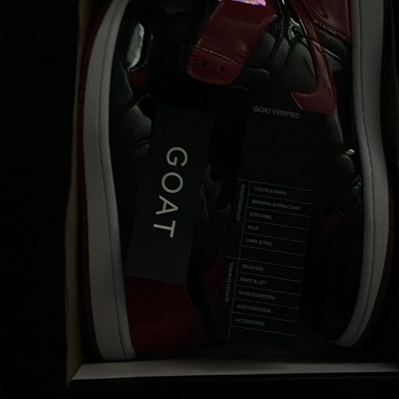 Like Brand New Wore twice Jordan Patent Bred 1’s